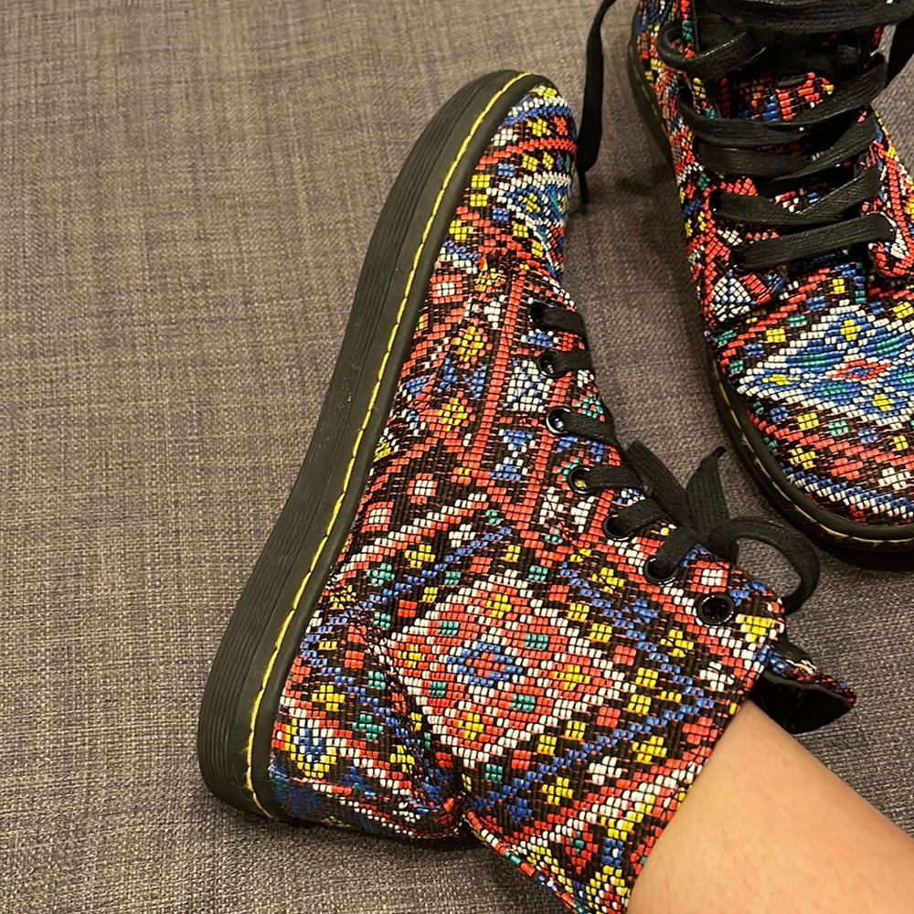 Suuuper cute Art shoes -short boots